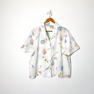 Vintage Cropped Floral Pastel Short Sleeve Button Up Tee Shirt